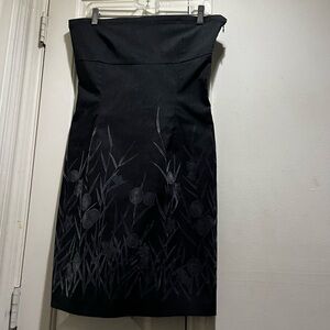 Follis Paris dark gray strapless dress with floral design